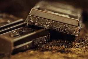 chocolate negro es bueno para tener un corazón saludable 300 X 200