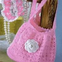 ejemplo 3 de bolso tejido que podrás hacer con el curso Diseña carteras con crochet 200 X 200 200 X 200