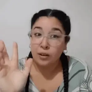 Gabriela Rosa Ordoñez manicurista